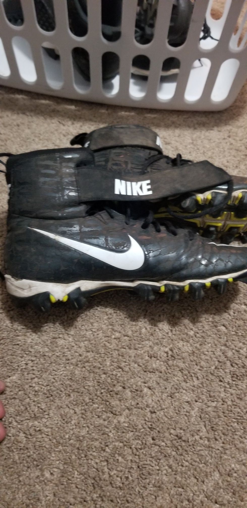 foot ball cleats