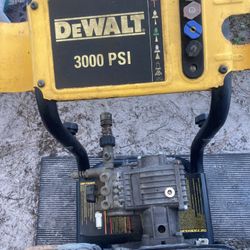 Dewalt 3000psi Honda Pressure Washer GAS!