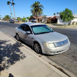 2009 Ford Taurus