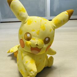 Pokémon Pikachu Plush Toy  Gold