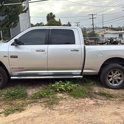 Ram 2012 2500 6.7 Cummins , Diesel Clean Title