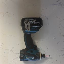 Makita Cordless Power Drill w/ Battery