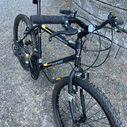 Dynacraft Northridge Mountain Bike, 24” Wheels, Everything Works Well 