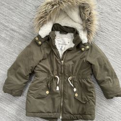 Toddler Girls Size 3/4 Year Old h&M Warm Winter Jacket In Perfect Condition 