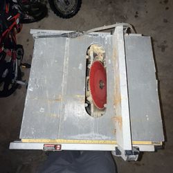 Dewalt Table Saw 