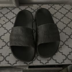 Adilette adidas slides