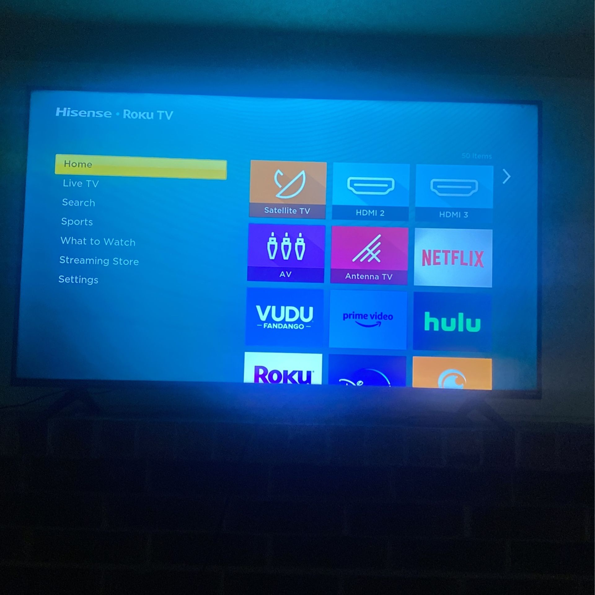 Hisense Roku TV 24 inch 