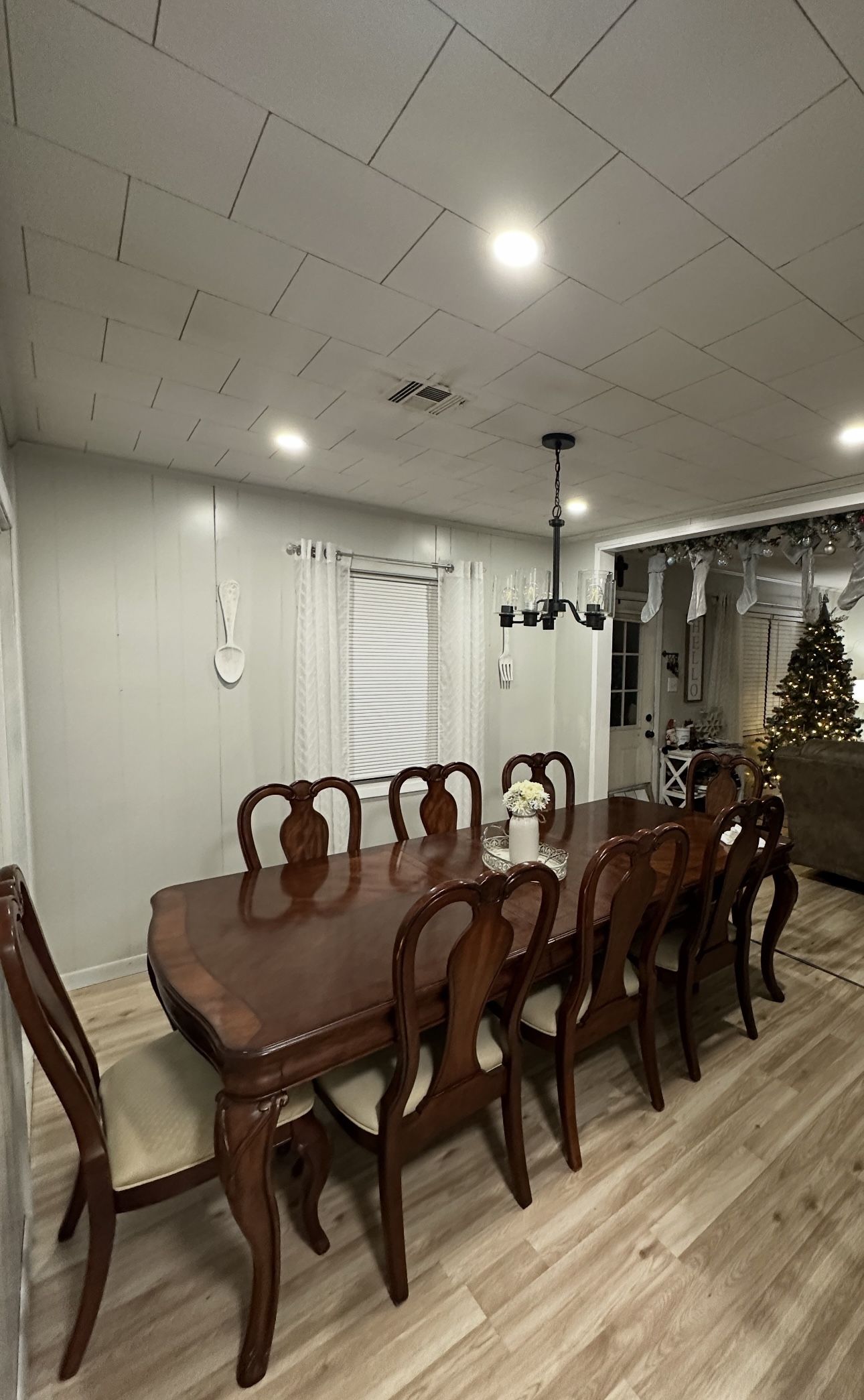 Dinning Room Table