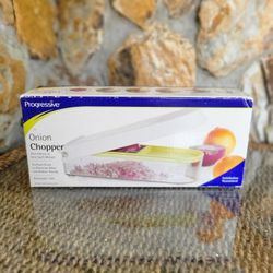 Progressive Onion Chopper