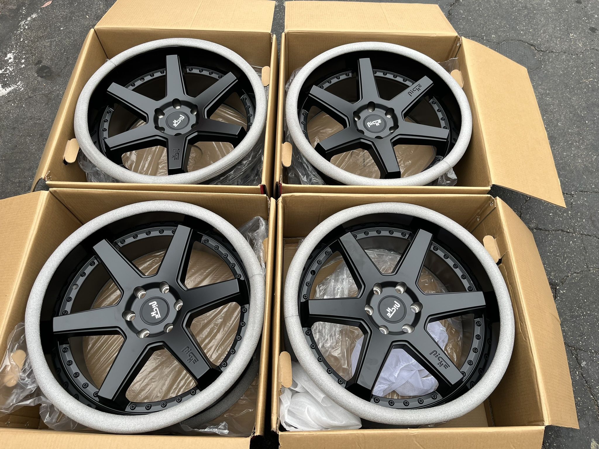 (4) 22” Niche Wheels (22x10 / +30mm / 6x135mm)