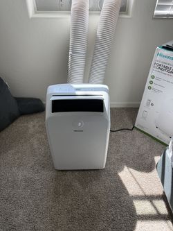 Hisense 8000 BTU Air Conditioner - Like New!