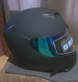 1 Storm Helmet