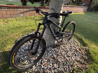 YT Capra Carbon Mountain Bike size XL