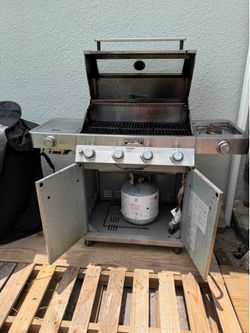 * Gas BBQ Grill