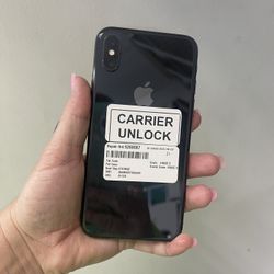 iPhone X  256GB UNLOCKED 