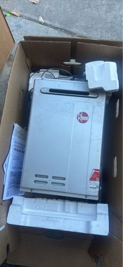 Rheem Tankless Water Heater 9.5 GPM 199000 BTU