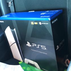 PS5 Slim