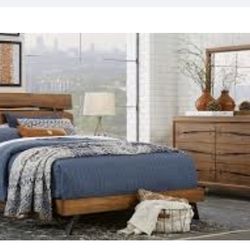 Rooms To Go Brand Bed and Armoire