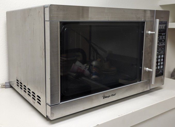 Magic Chef Full Stainless Steel Microwave 