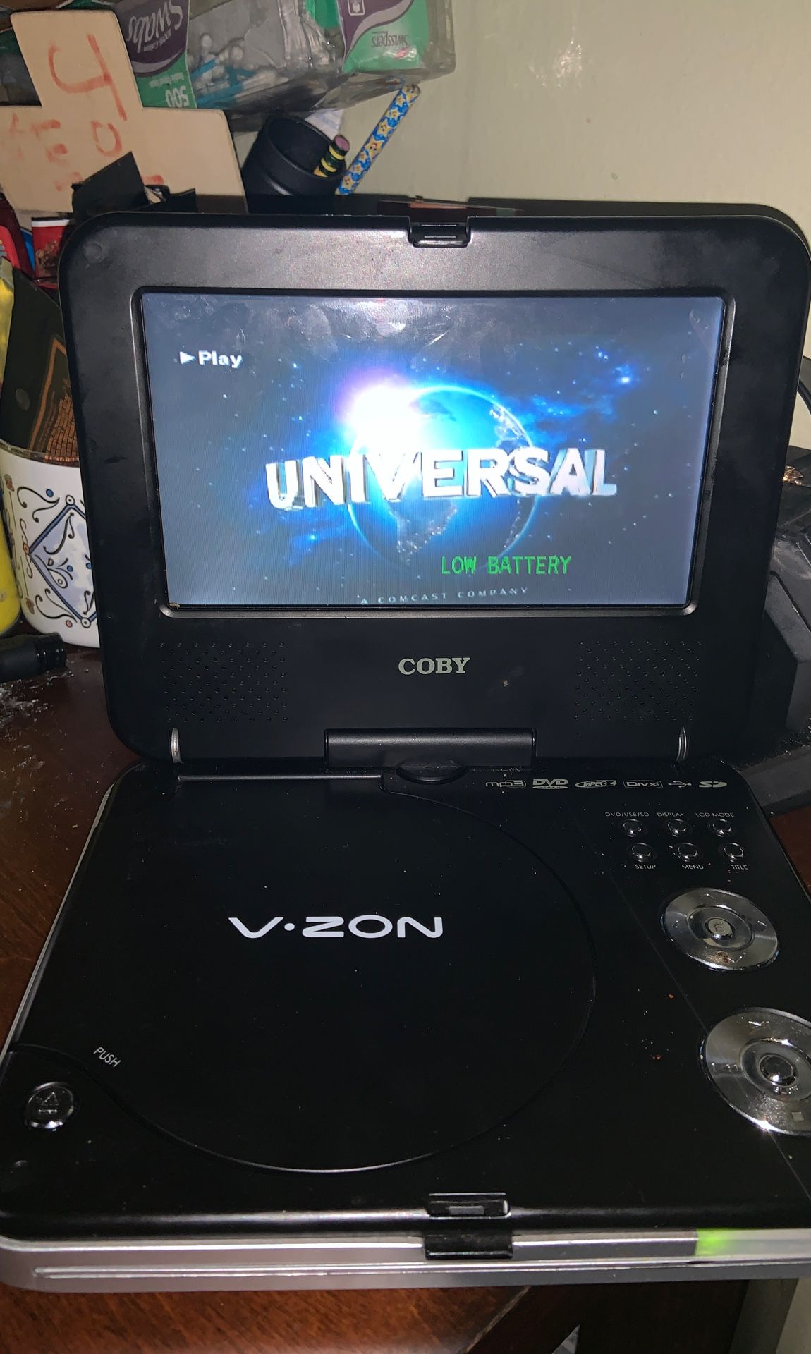 V.zon portable dvd 📀 player works and charges