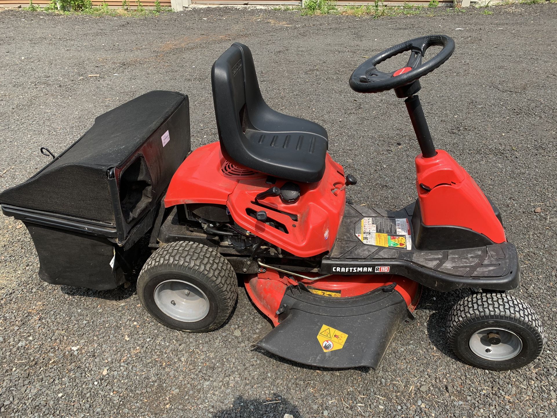 Craftsman Riding Lawnmower for Sale in Guilford, CT OfferUp