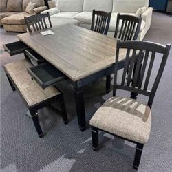 ☕BRAND NEW ASHLEY 👌 TYLER CREEK DİNNİNG SET🪑🪑5 Piece Price!! (Table+4 Chairs)🏡