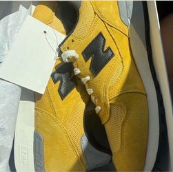 New Balance Yellow Suede Sneakers