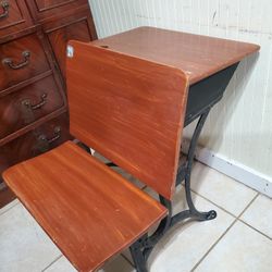Vintage Bench (Heavy Solid iRon Frame,  And Solid Wood Made