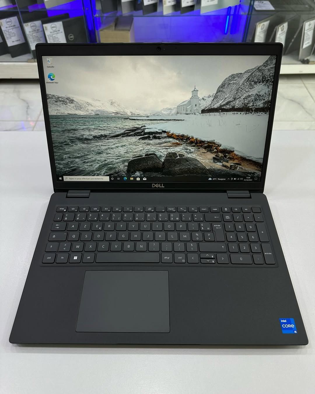 Dell Latitude Laptop 15.6” FHD • i5 8th • 8GB RAM • 512GB SSD • Like New • Win11 + Office Activated ✅
