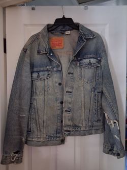 Levi Jean jackets Medium 20 obo