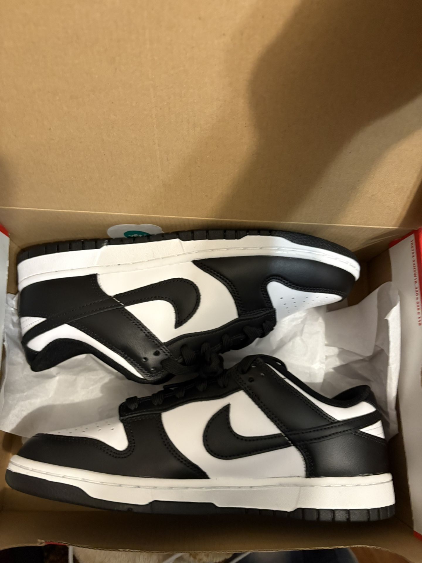 NIKE DUNK LOW RETRO Men Size 9.5
