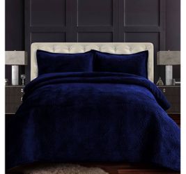 Navy Blue Embossed Velvet Quilt Set