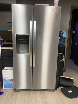 Whirlpool Refrigerator