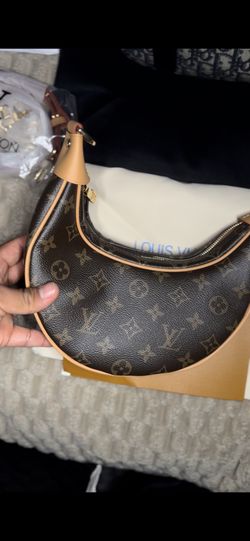 LV purse