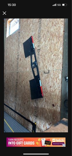 Hitch mounted mudflaps