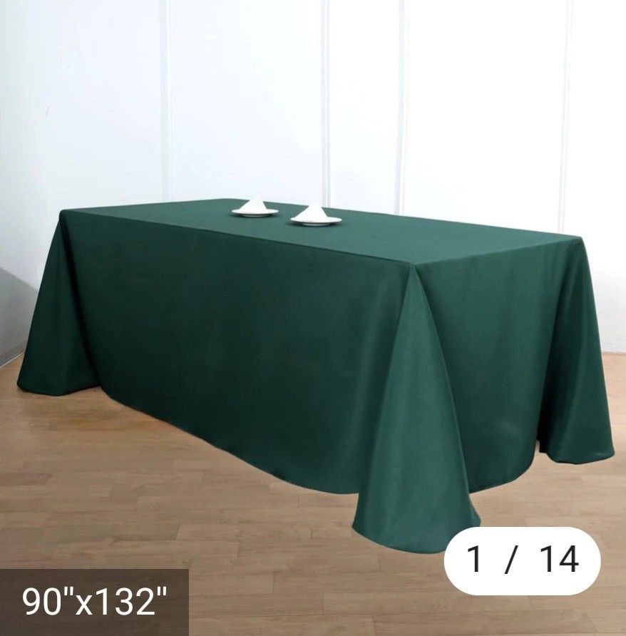 Hunter Green Rectangular And Round Tablecloths