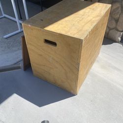 Exercise  Wooden Box Great Condition 