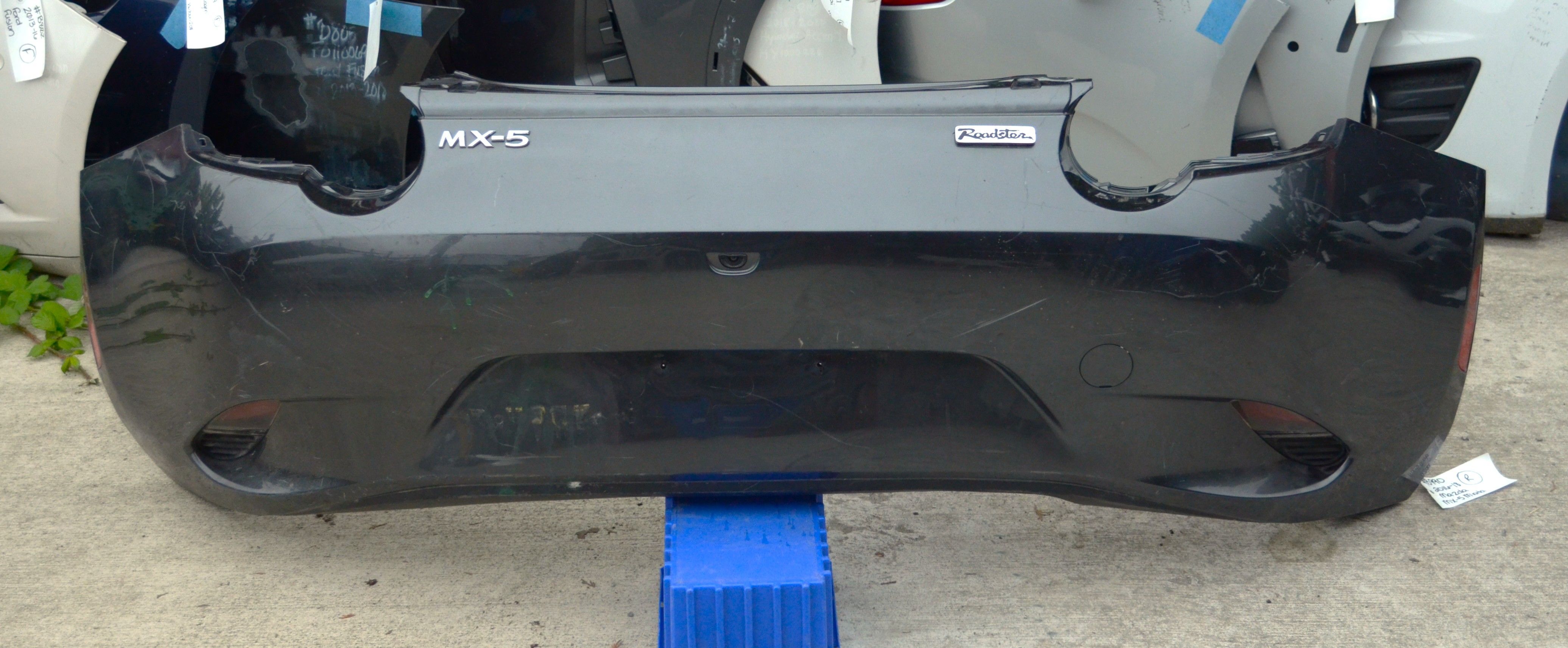 USED REF#B990 || 2016-2018 MAZDA MX-5 MIATA || REAR BUMPER ASSEMBLY