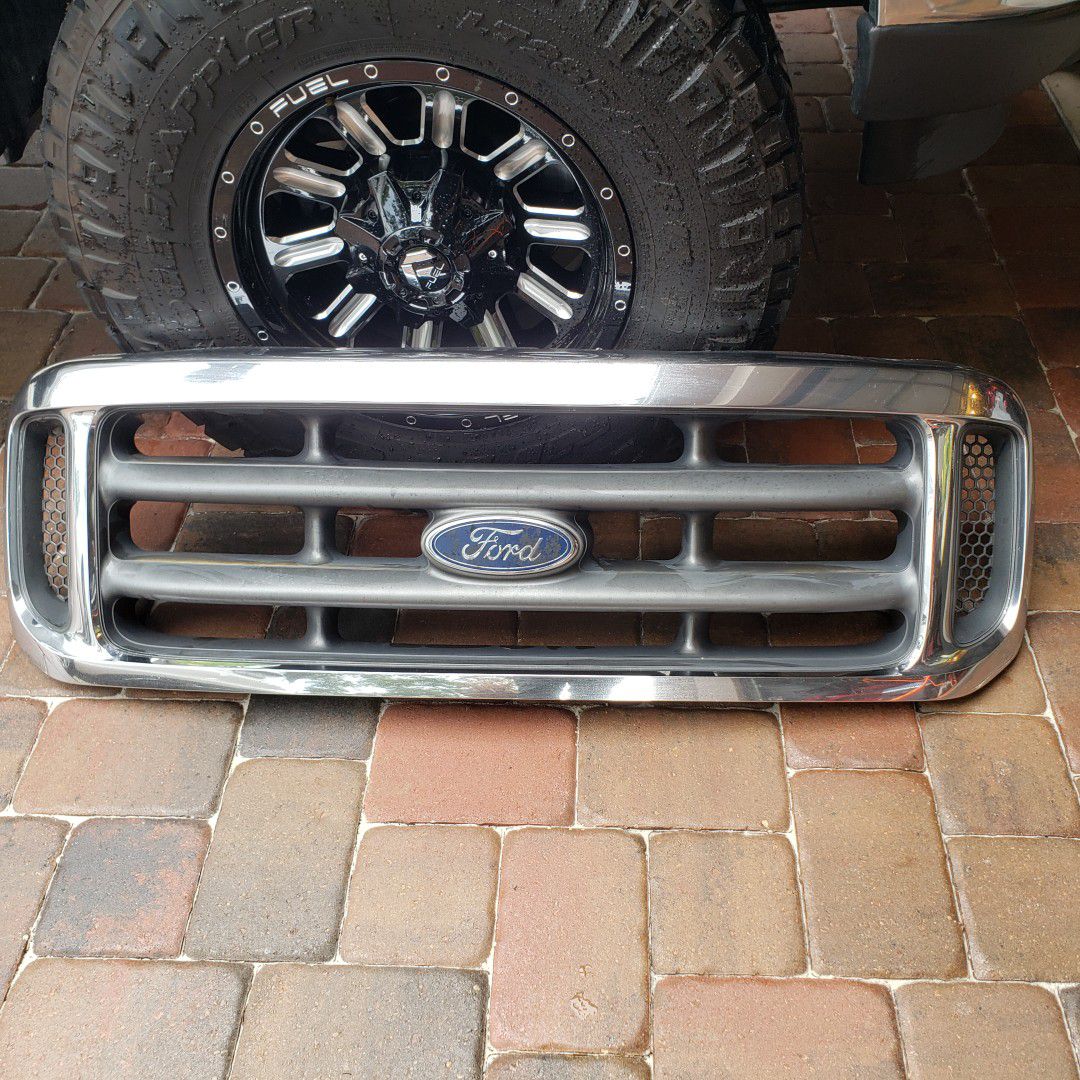 Front grille OEM 99-04 Ford F250