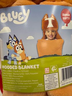 Bingo hooded blanket
