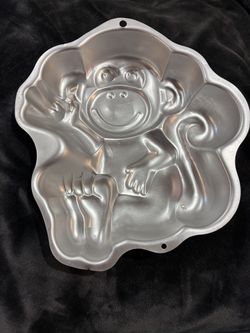 Wilton Monkey Aluminum Cake Pan - 2008 - #2105-1023
