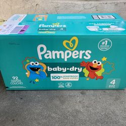Pampers   SIZE    4       92      pañales