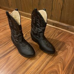 Good Boots Very Good For Cold 