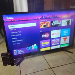 Smart Hisense 40in 1080p LED W/Roku 4k Stream Stick Voice Remote 