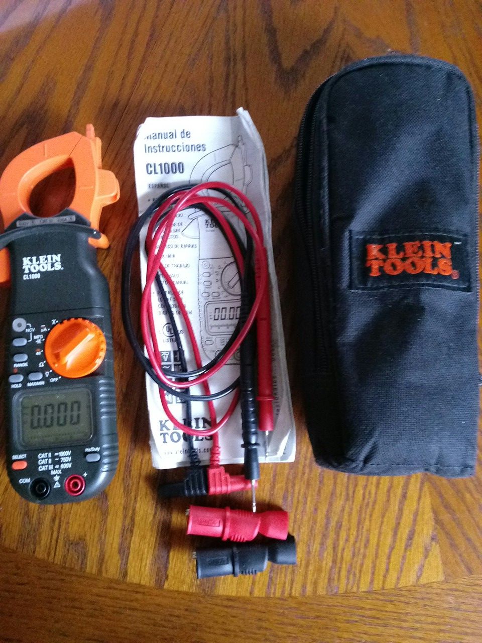 KLEIN TOOLS CL1000 600 Volts/400Amps for Sale in Los Angeles, CA OfferUp