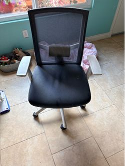 Desk chair