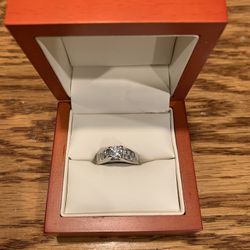 Platinum Diamond Engagement Ring