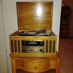Record Player 
