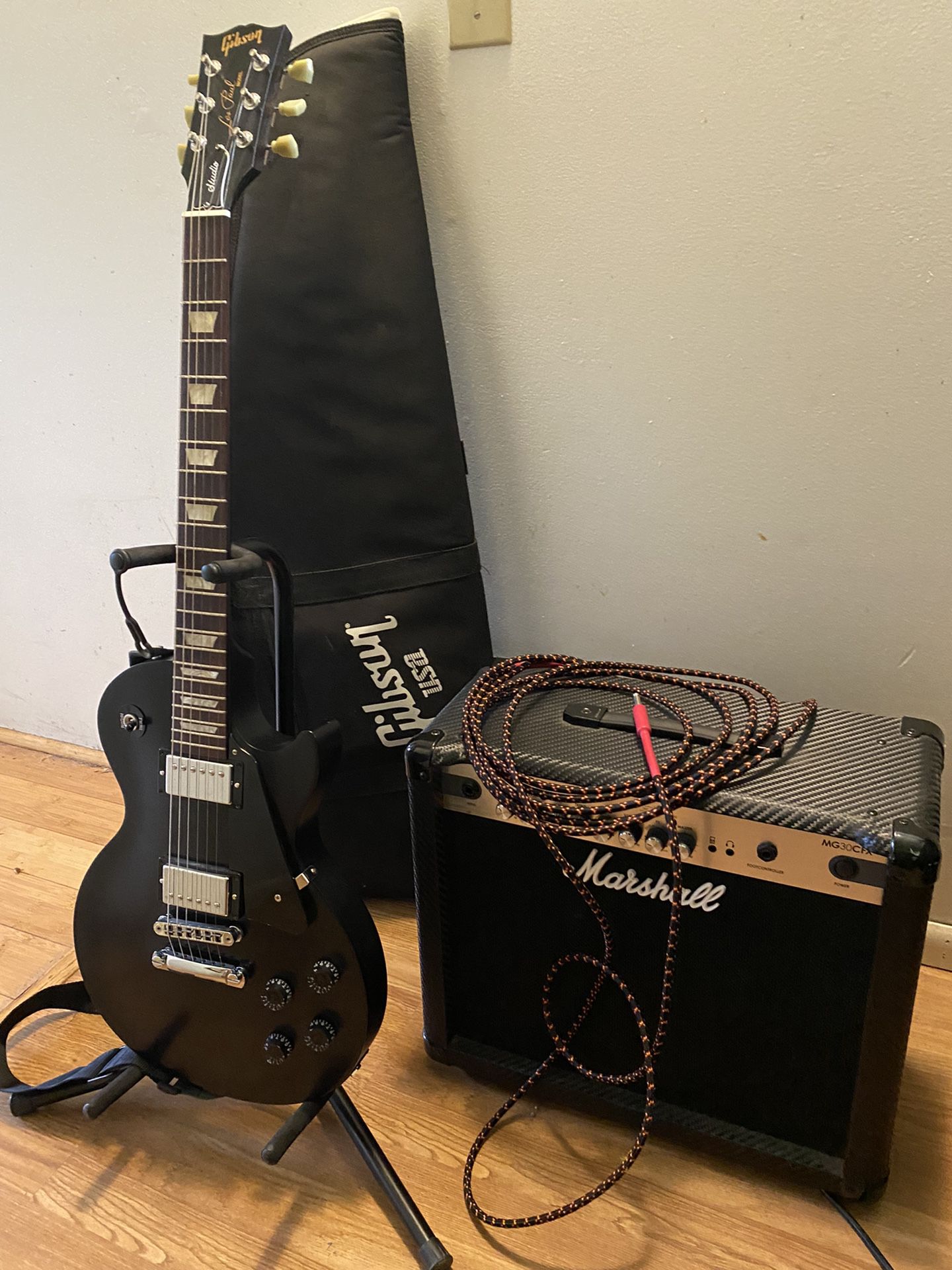 Gibson Les Paul Package Like New Barely Used