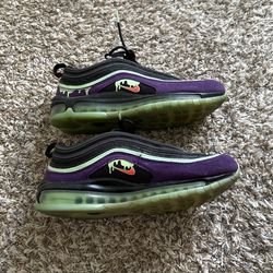 Nike Air Max Size 9.5